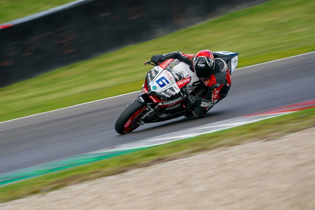 Emanuele Pusceddu in pista